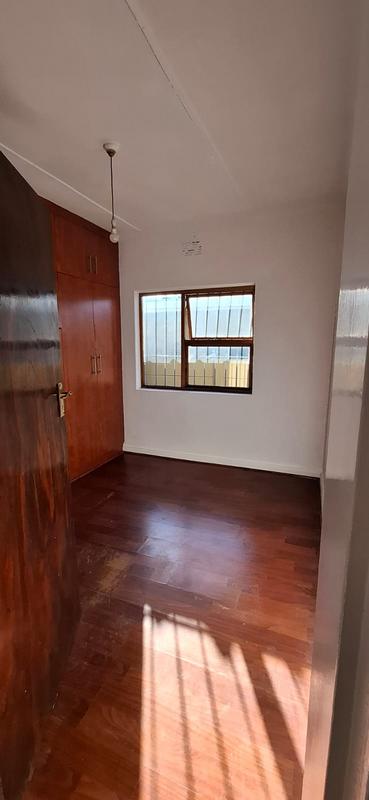To Let 3 Bedroom Property for Rent in Goodwood Central Western Cape